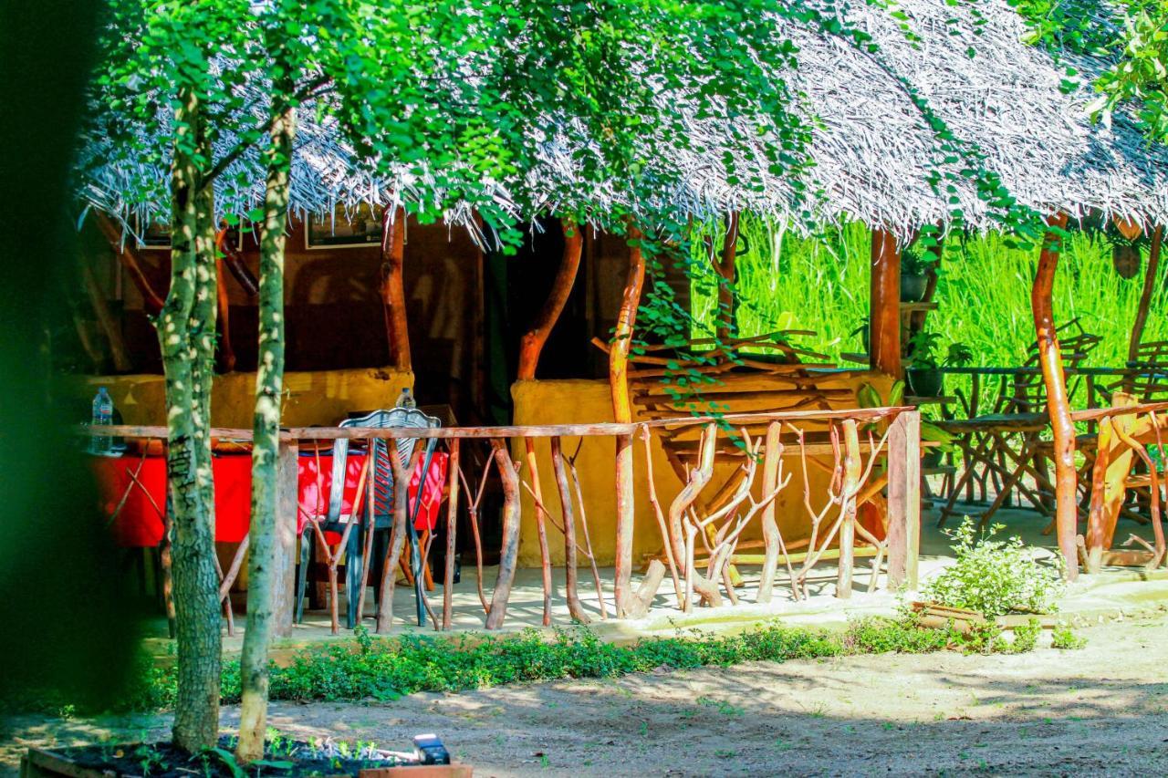 Relax Nature Villa Сигирия Экстерьер фото