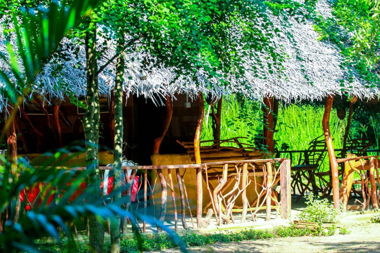 Relax Nature Villa Сигирия Экстерьер фото