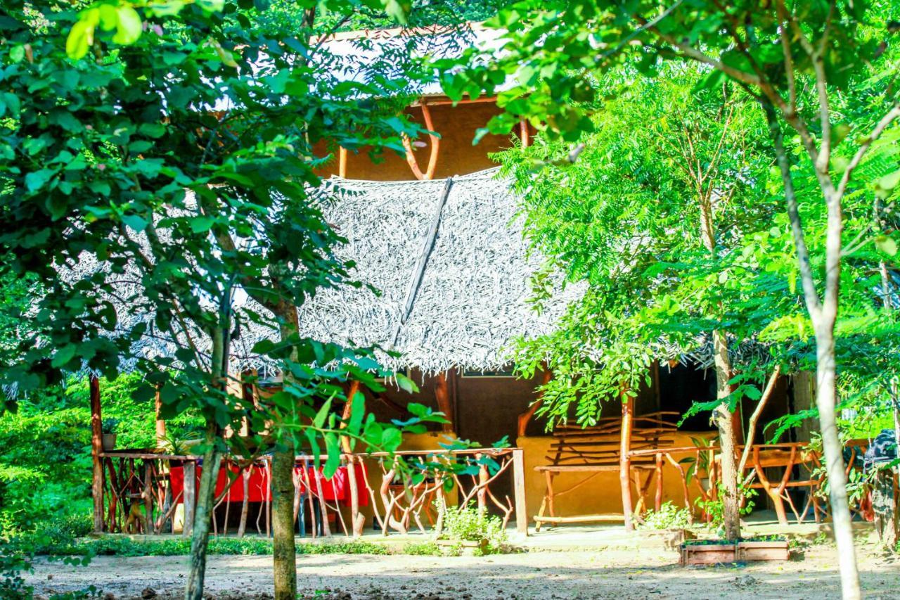 Relax Nature Villa Сигирия Экстерьер фото